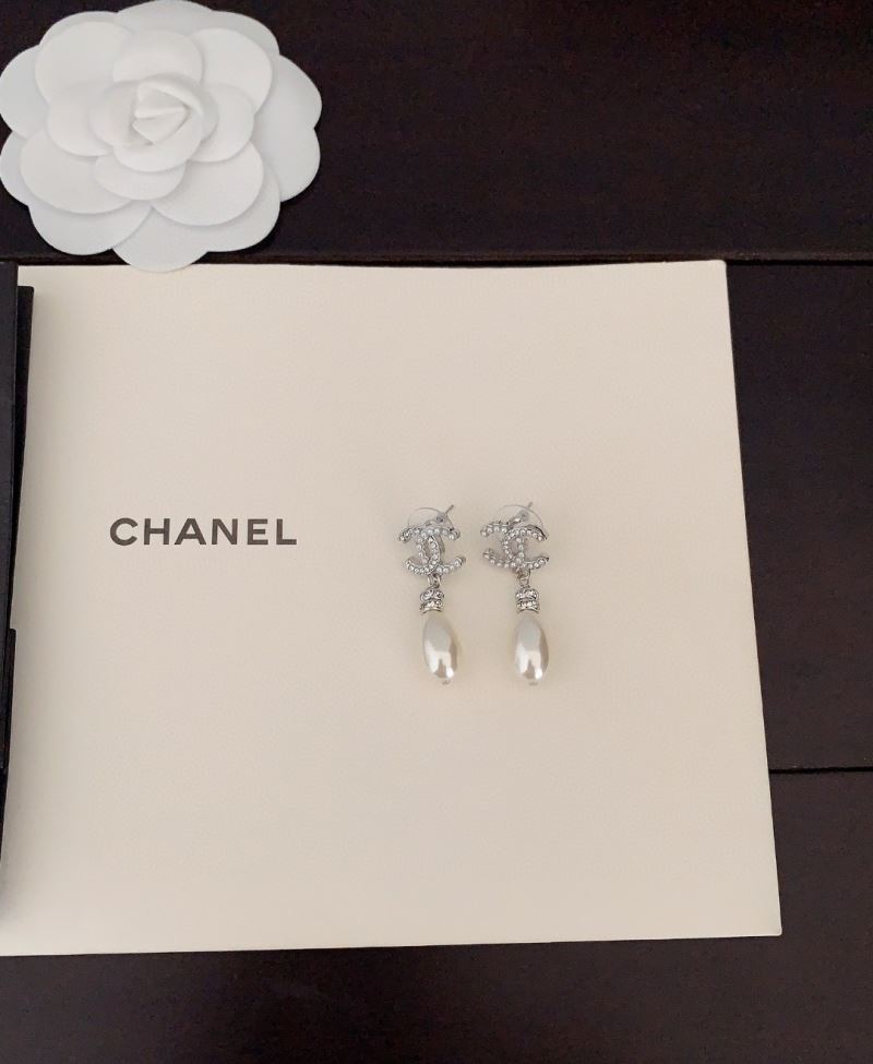 Ch**el earrings